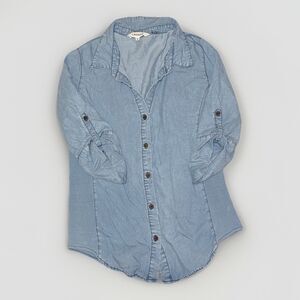 Cavalini Women's Denim Collection Button Shirt Size Medium Stretch Western